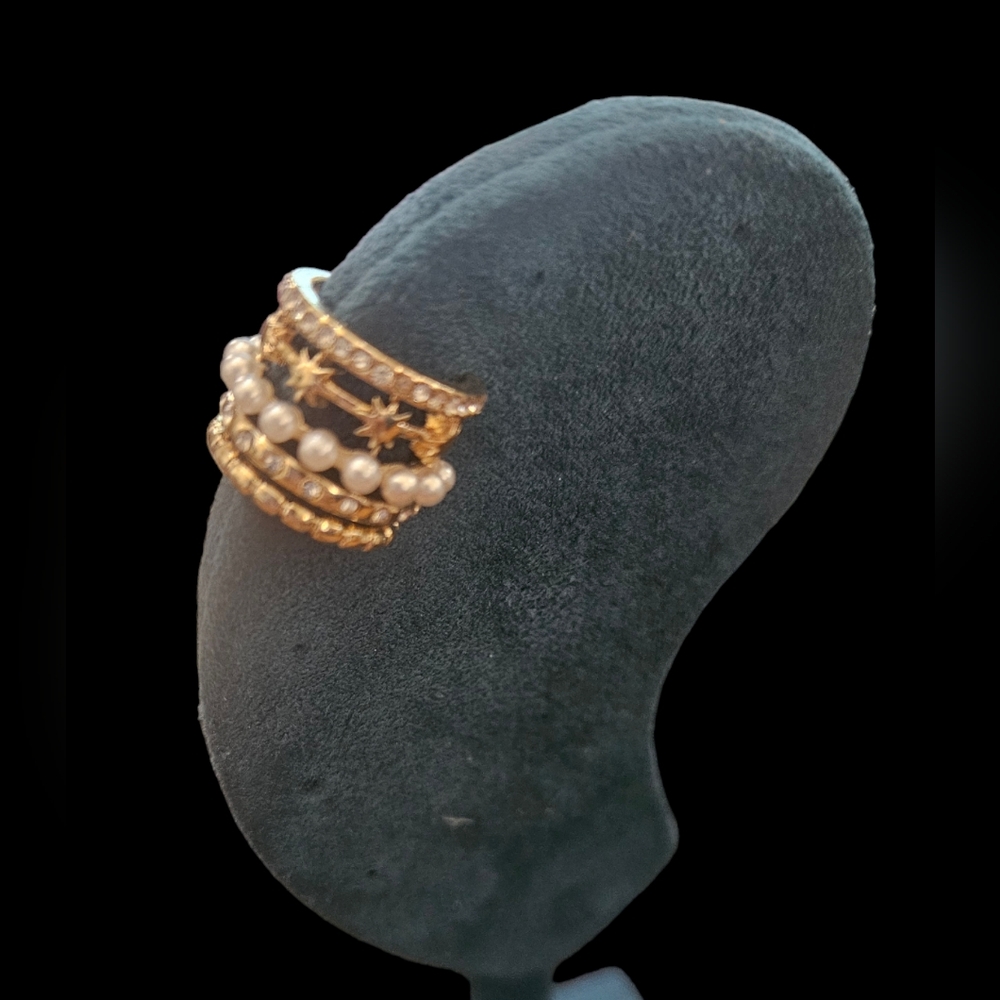 Ear Cuff - Picture 2 of 3